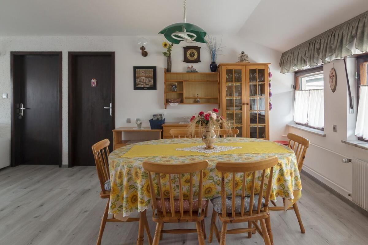 Family Apartment Nakiteya Ljubljana Kültér fotó